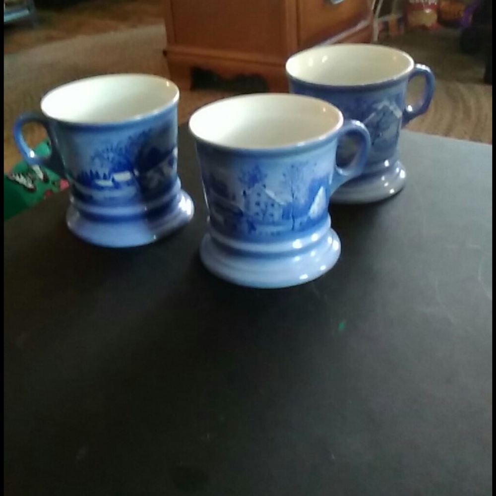 Norman Rockwell Thick porcelain coffee mugs(3)